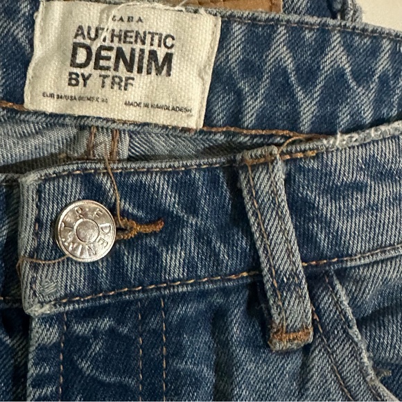 ZARA Blue Mom Fit Jeans - Picture 2 of 2